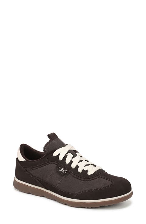 Effortless Low Top Sneaker (Women)