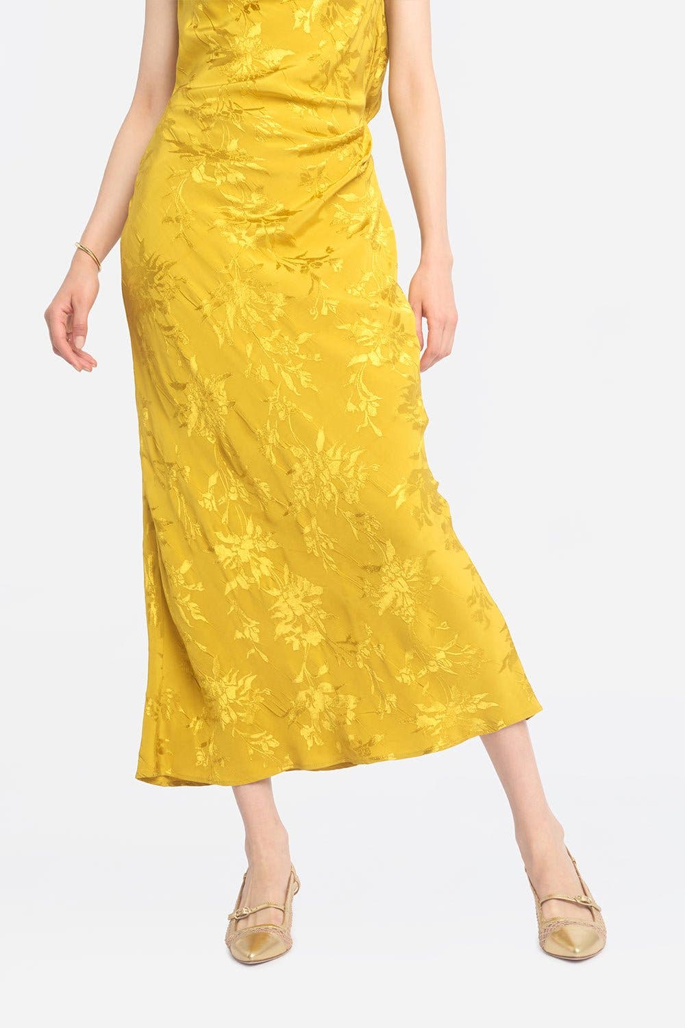 Chloe Pump, Alternate, color, Gold
