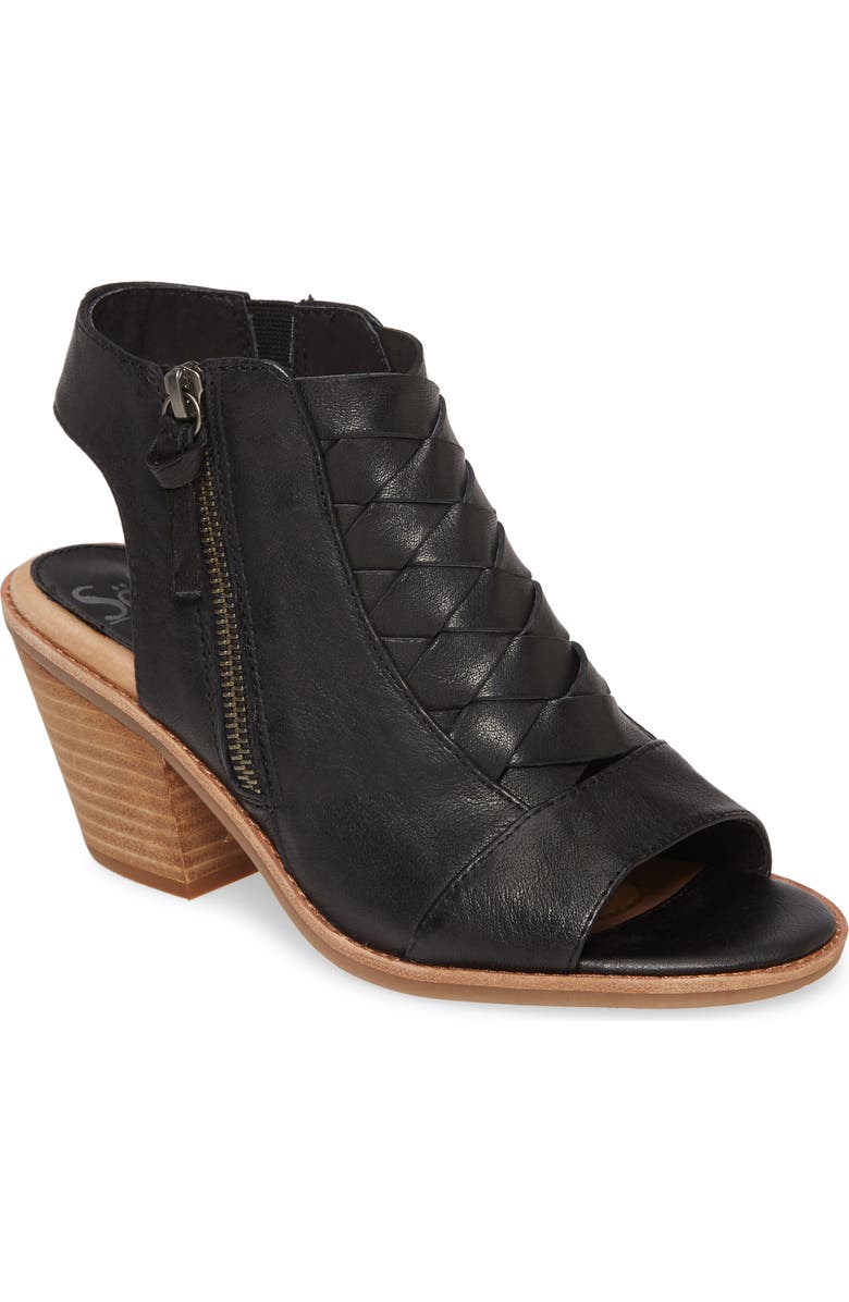 Söfft Mckenna Sandal, Main, color,