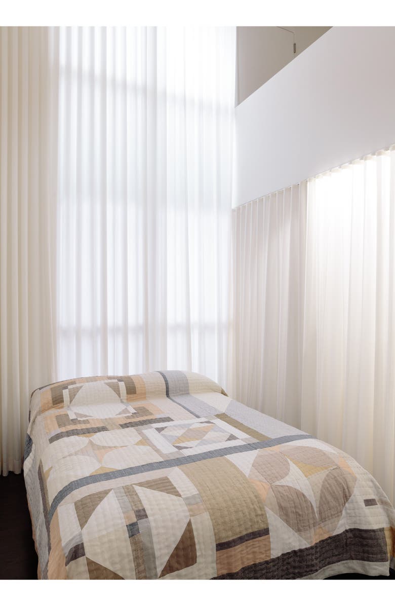 Thompson Street Studio Caspian Linen & Cotton Quilt, Alternate, color,