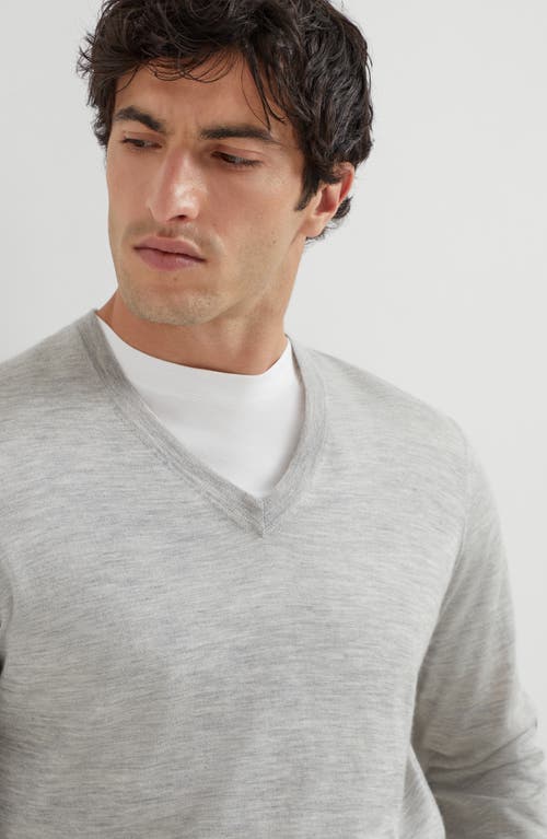 Brunello Cucinelli Cashmere And Silk Sweater In Gray