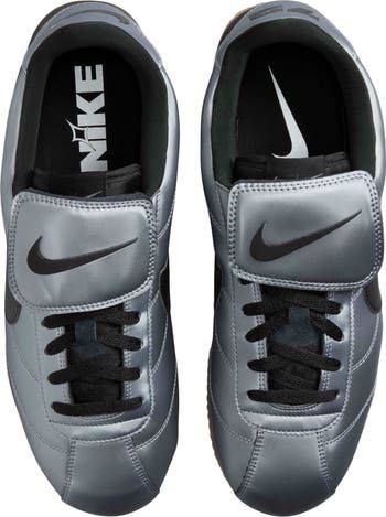 人気 ☆NIKE☆ CORTEZ LEATHER SE LLIC COOL GREY BLACK 2025年 リストック】NIKE CORTEZ LEATHER SE “Metallic Cool