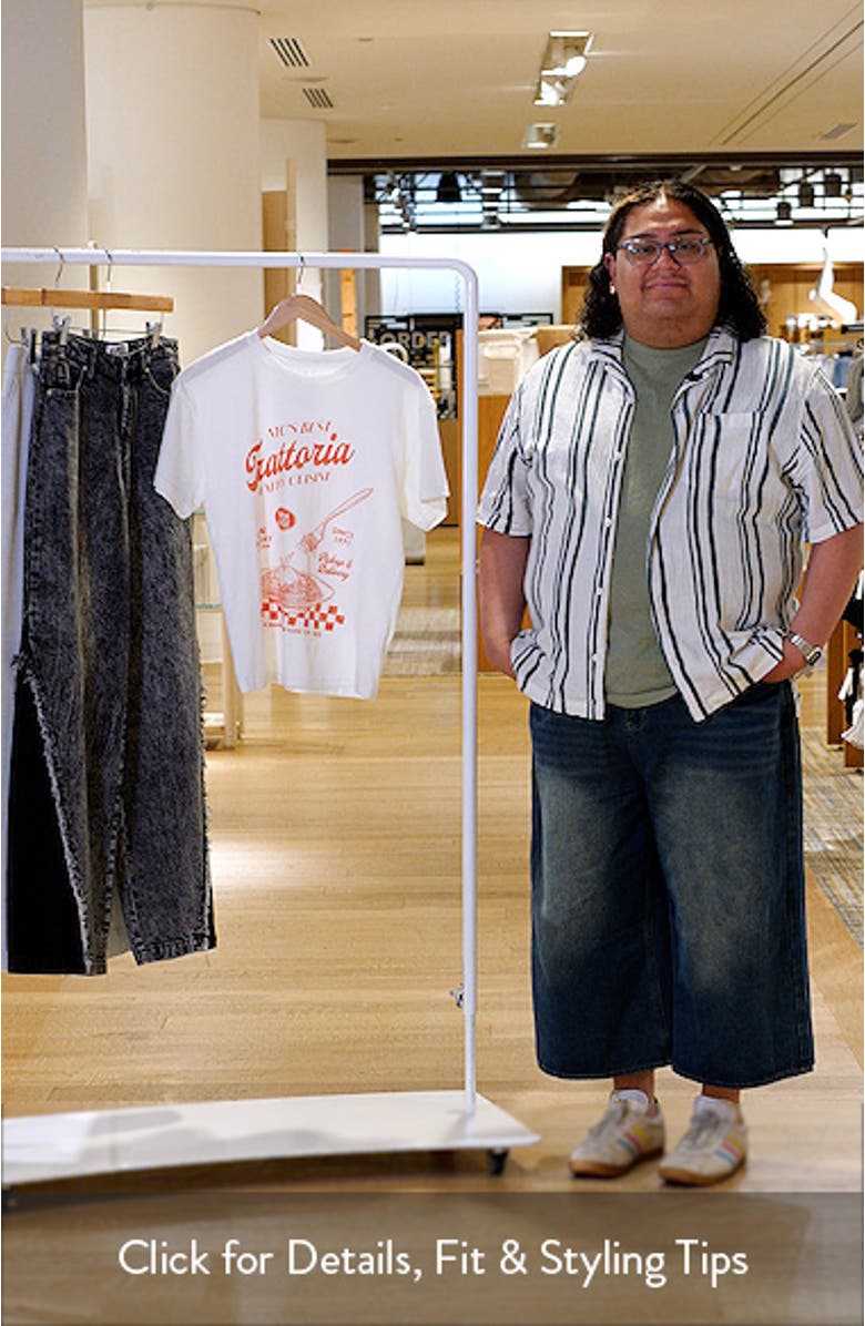 Spaghetti Graphic T-Shirt, sales video thumbnail