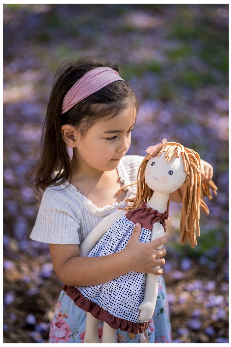 Amber Doll, Alternate, color, NO COLOR
