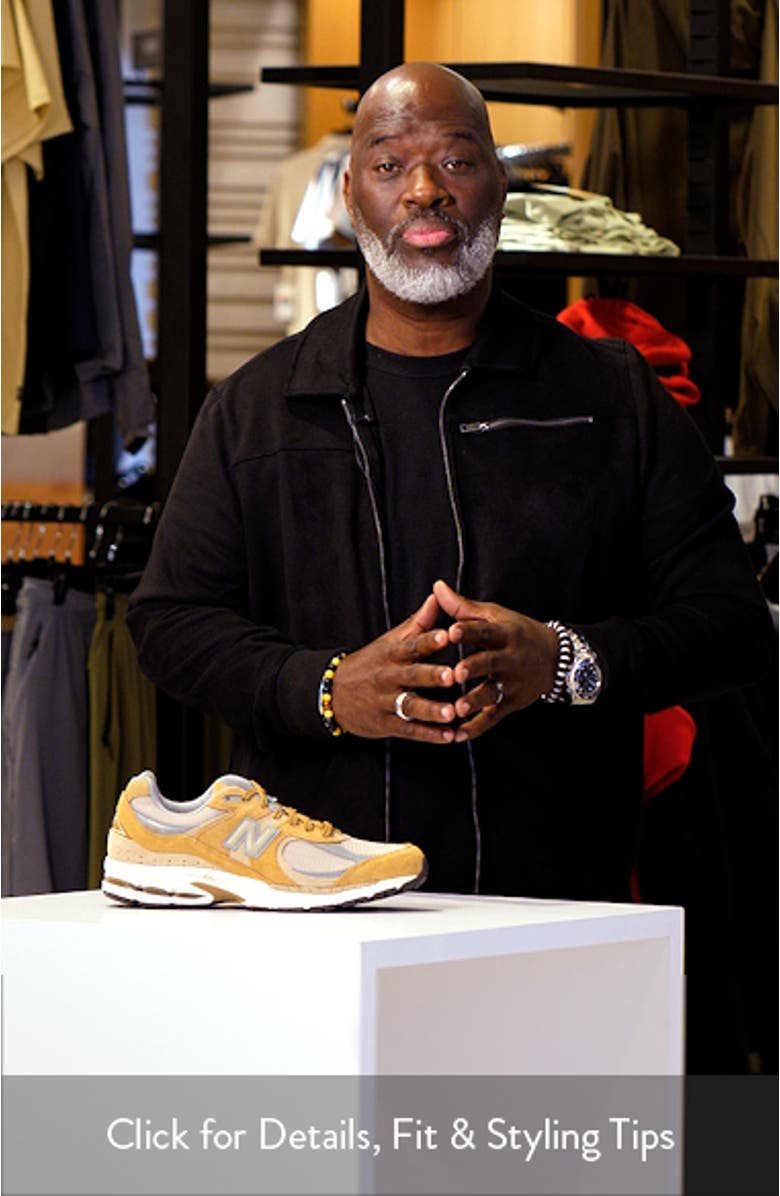 Gender Inclusive 2002R Sneaker