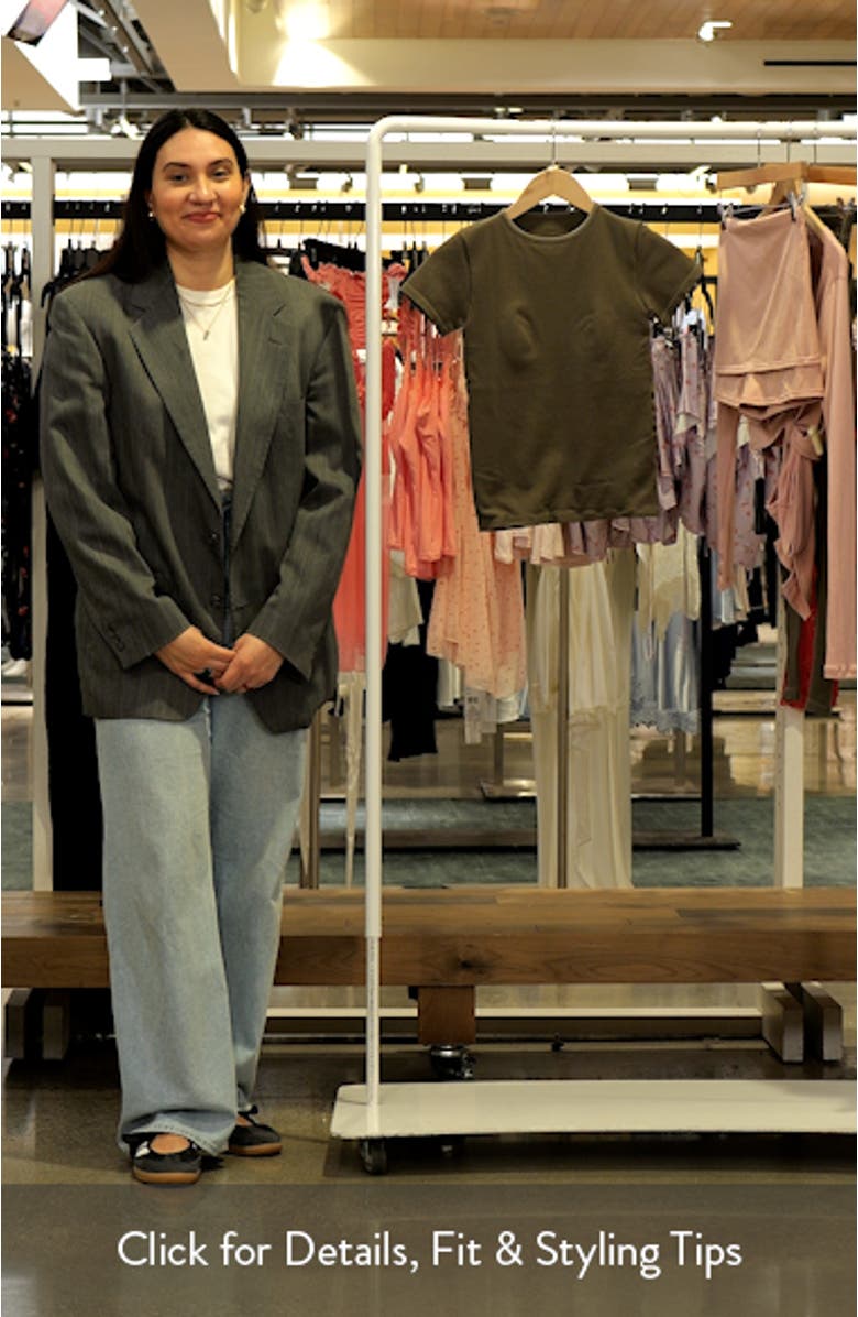 Ribbed Seamless T-Shirt, sales video thumbnail