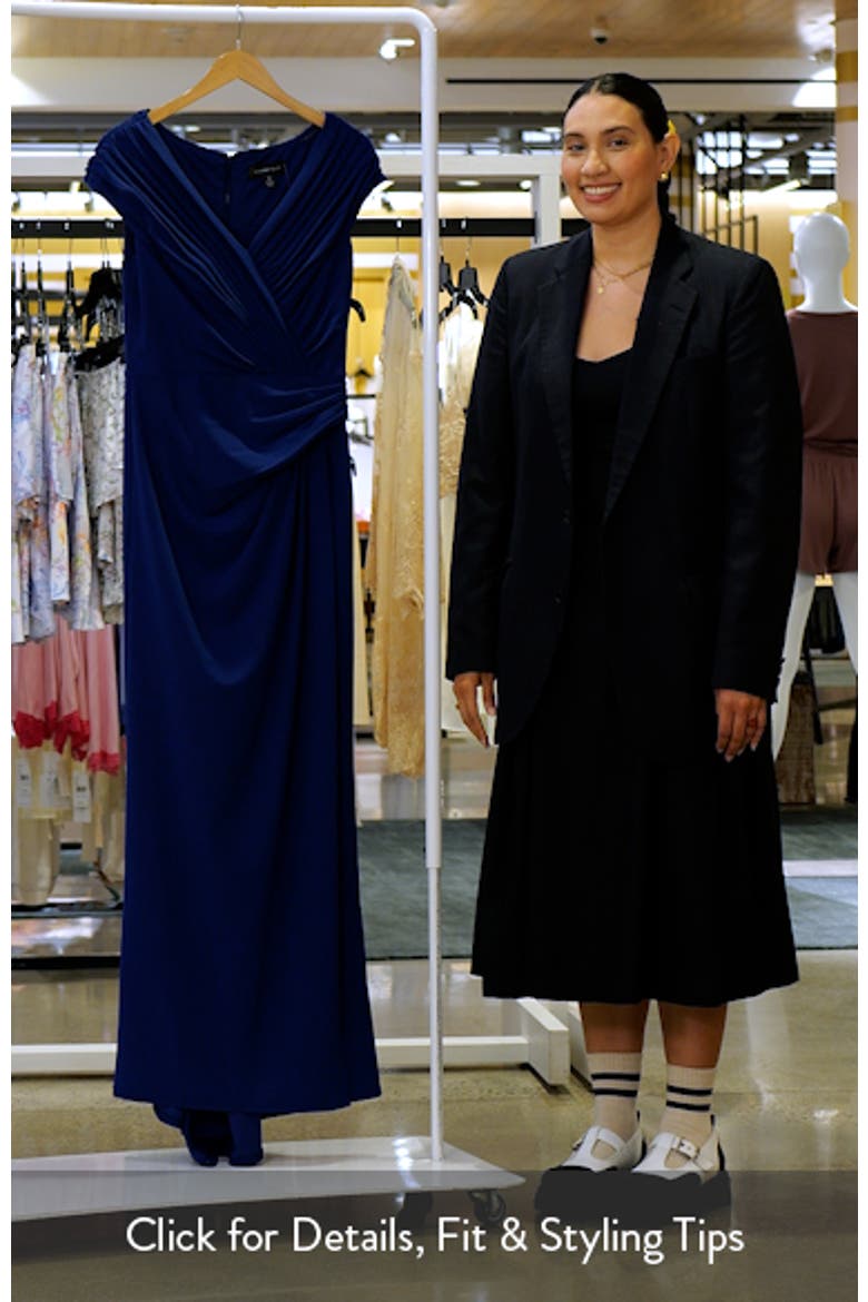 Pleated Crepe Trumpet Gown video