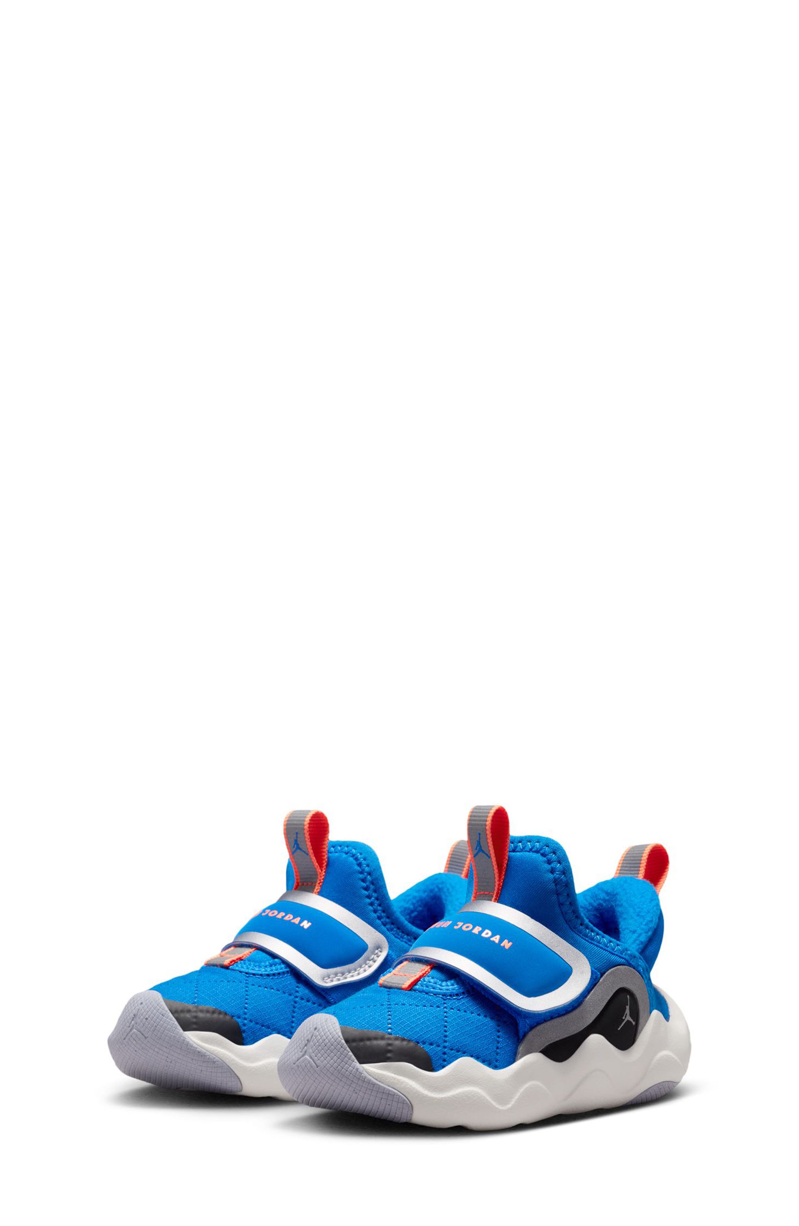 Nike 23/7.2 EasyOn Sneaker, Main, color, Photo Blue/ Noir/ Sail/ Metal