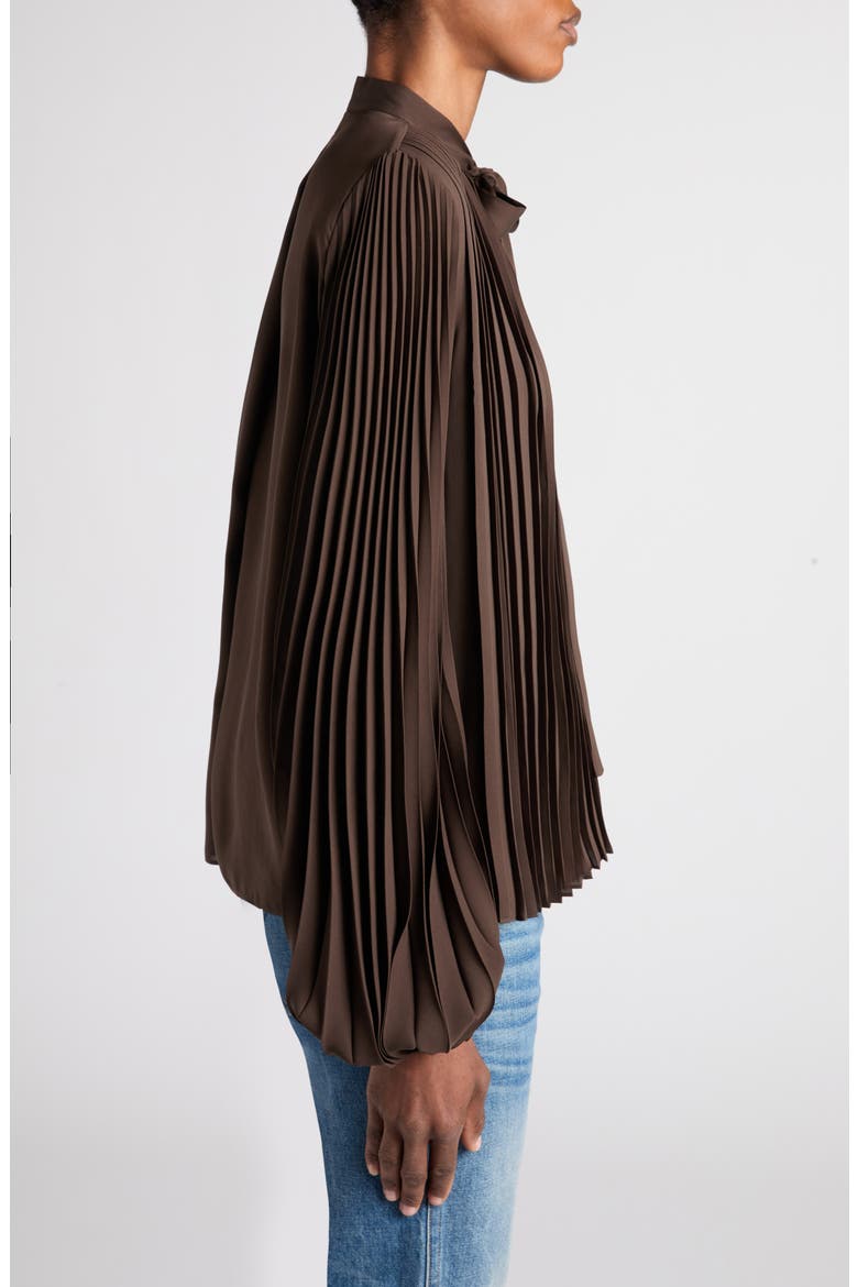 Lavallière Plissé Top, Alternate, color, MUSK
