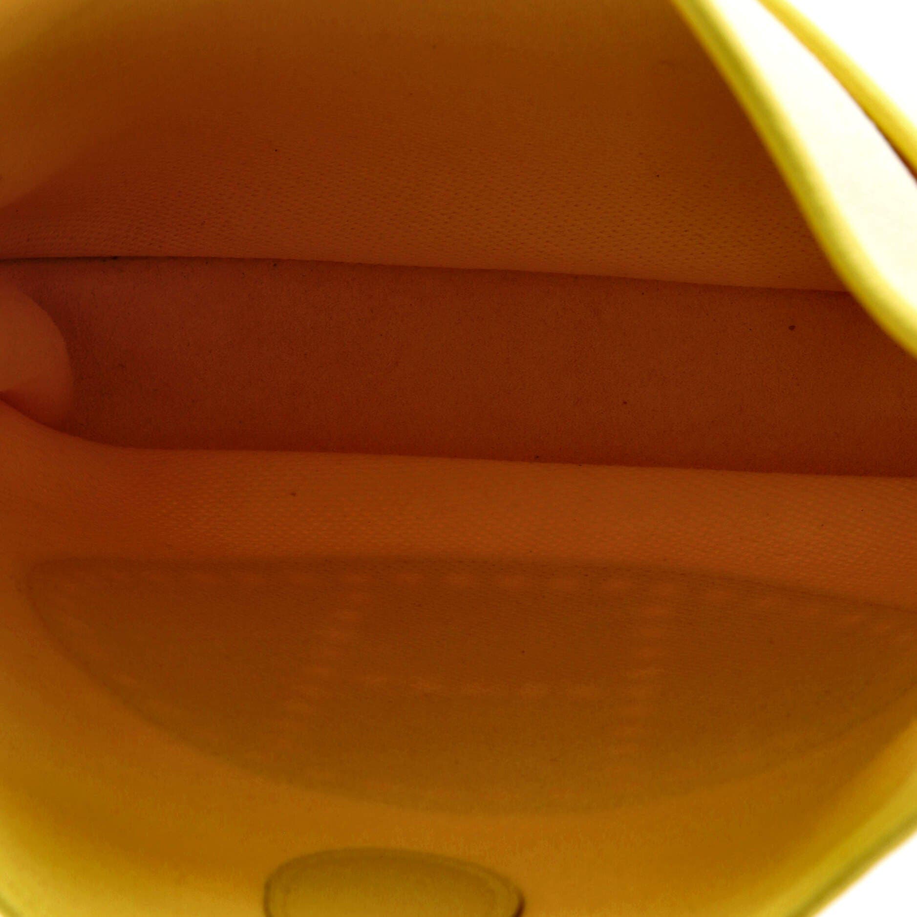 Pre-Owned Hermes Evelyne Bag Gen III Toile and Leather PM, Alternate, color, Lime