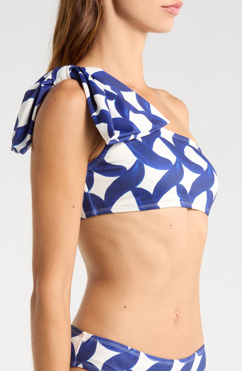 Hutch Betsy One-Shoulder Bikini Top, Alternate, color, Ivory/Blue