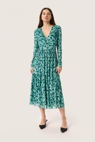 Soaked in Luxury Slaldora V-Neck Mesh Long Sleeve Dress