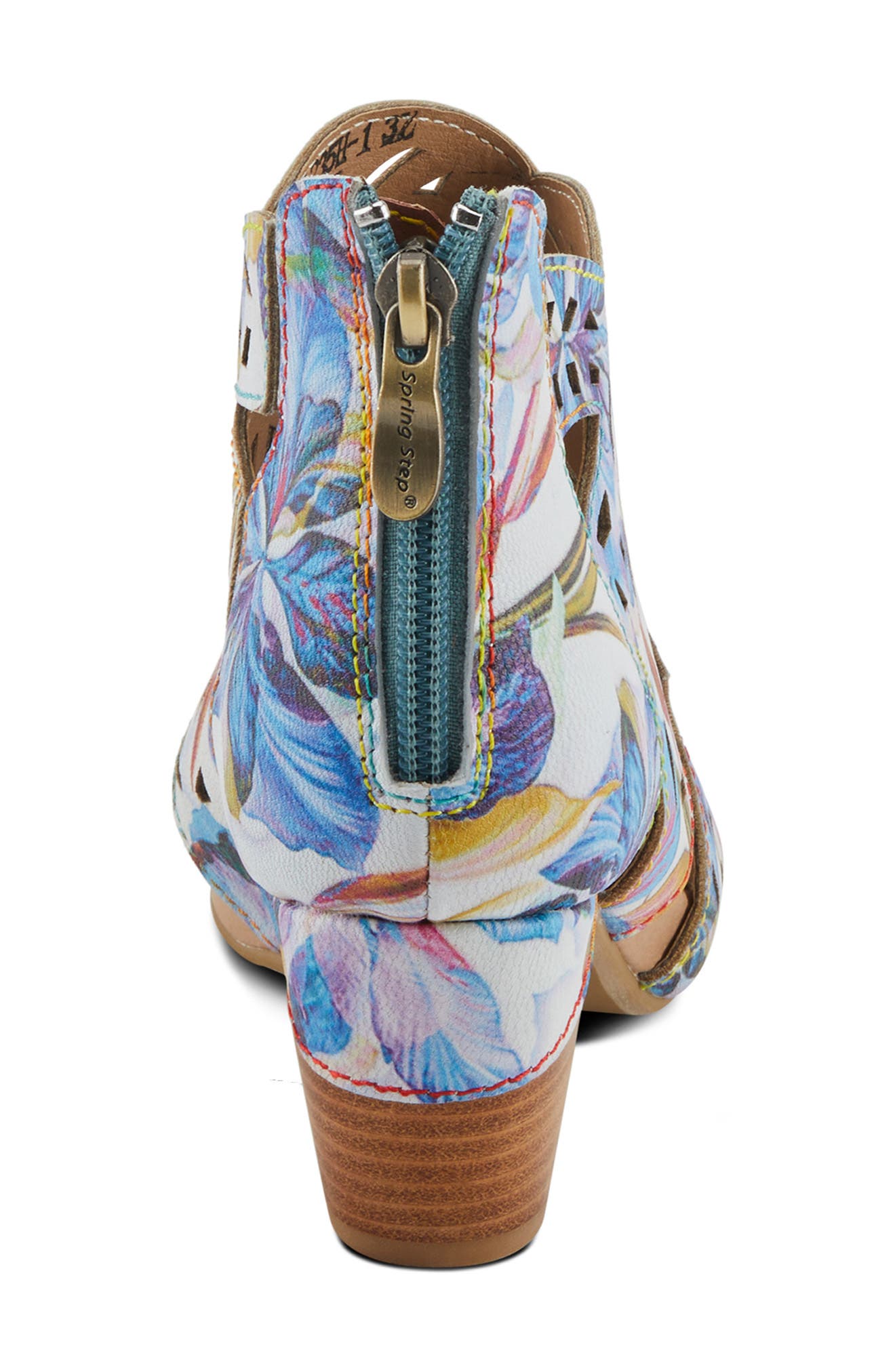 L'Artiste by Spring Step Icon Fleur Sandal, Alternate, color, Blue Multi