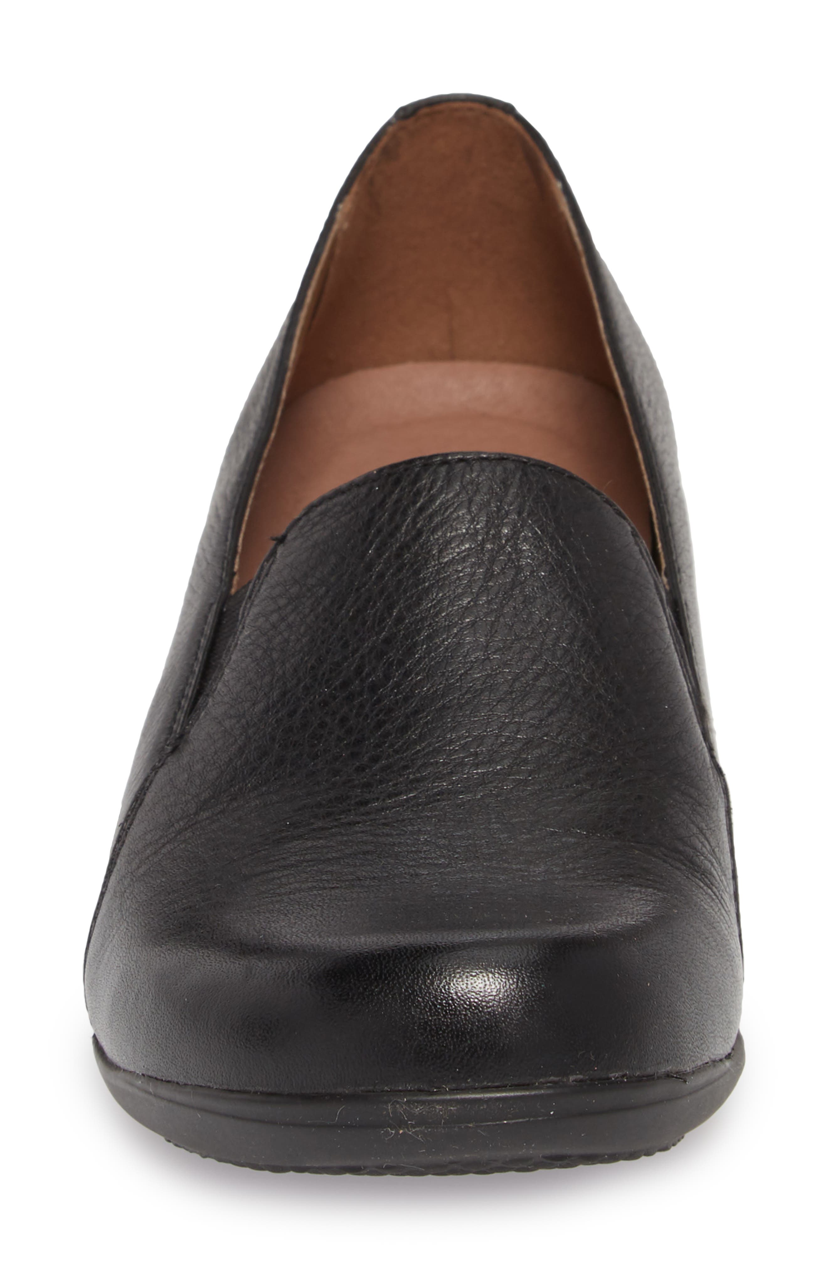 Farah Loafer, Alternate, color, BLACK MILLED LEATHER