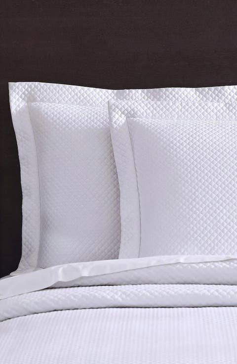 500 Thread Count 100% Certified Egyptian Cotton Sateen Diamond Quilted 3-Piece Coverlet Set