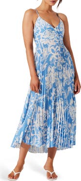 ASTR the Label Blythe Pleated Maxi Dress