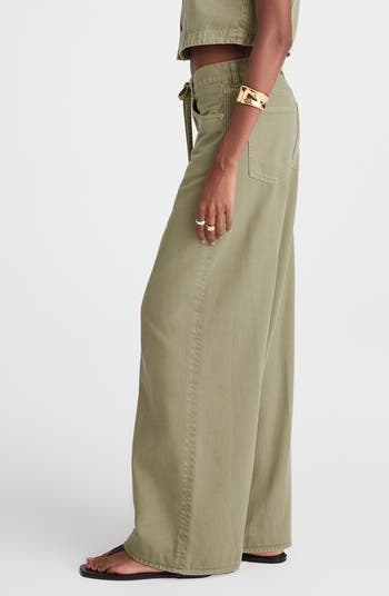 Airy Wide Leg Jeans