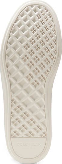 Grand Crosscourt Traveler Sneaker