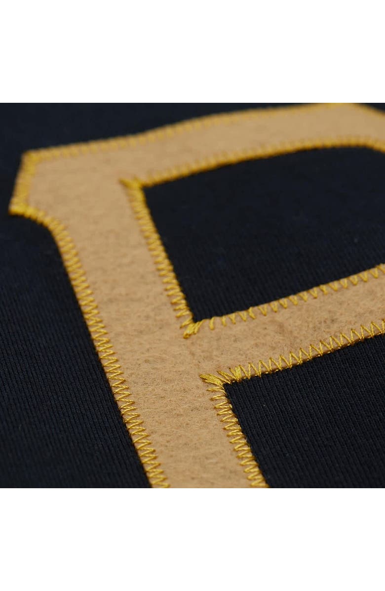 Mitchell & Ness Men's Mitchell & Ness Roberto Clemente Black Pittsburgh Pirates Legends Collection Vintage Logo T-Shirt, Alternate, color, Black