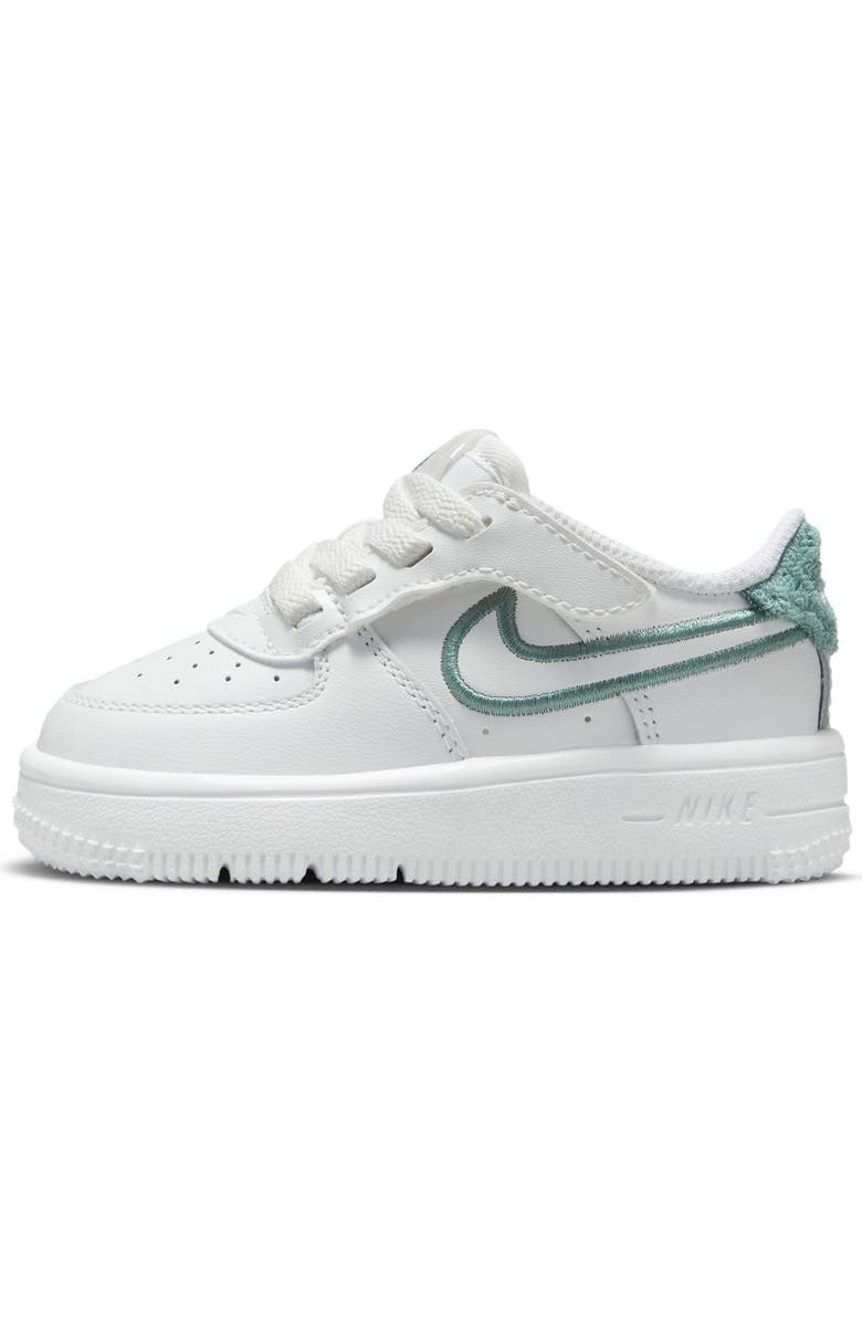 Nike Kids' Air Force 1 Low LV8 EasyOn Sneaker, Alternate, color,