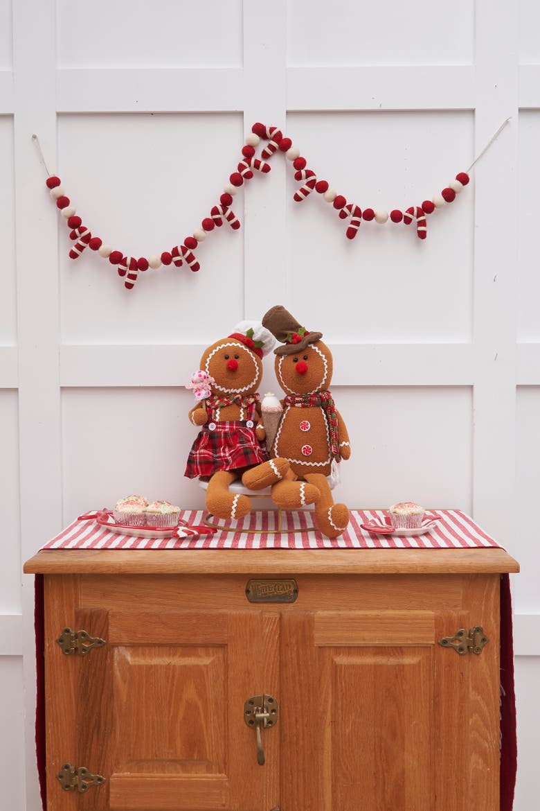 Mrs. Gingerbread Doll, Alternate, color, Red
