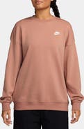 Nike Club Fleece Loose Fit Crewneck Sweatshirt