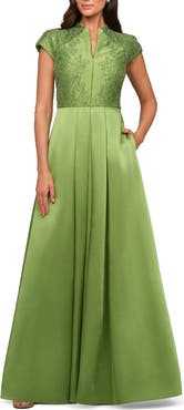 Kay Unger Wrenley Beaded Cap Sleeve Gown