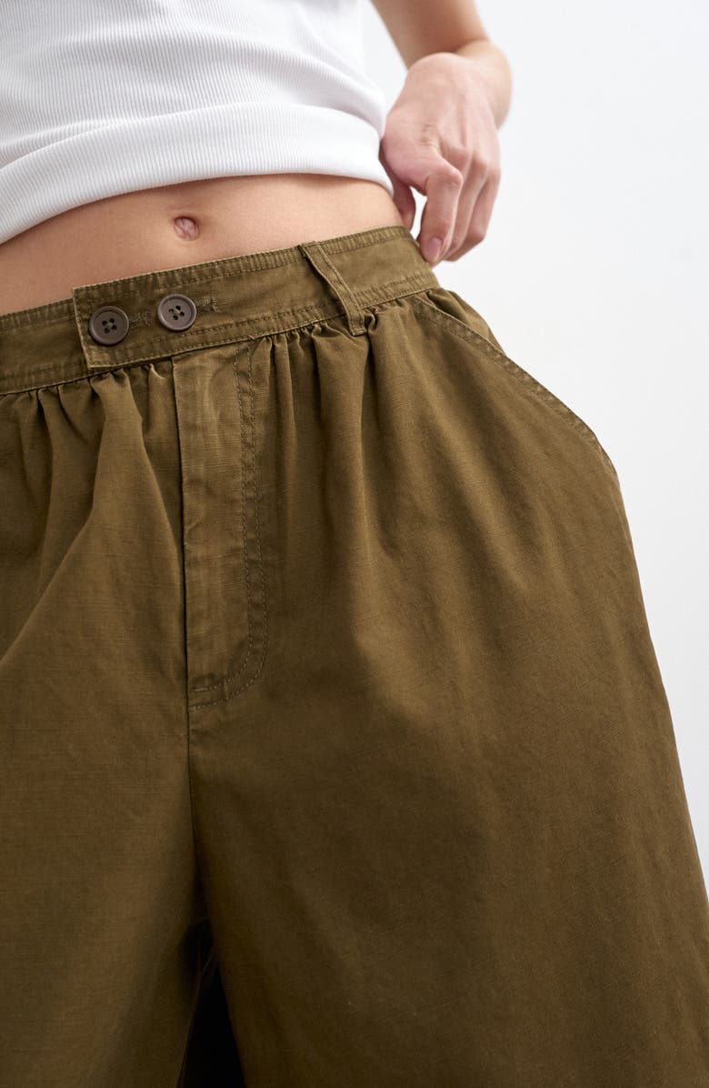 Topshop Ripstop Cotton Balloon Pants, Alternate, color, Brown