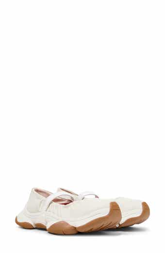 Karst 2 Mary Jane Sneaker