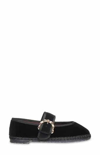 Sophie Mary Jane Flat