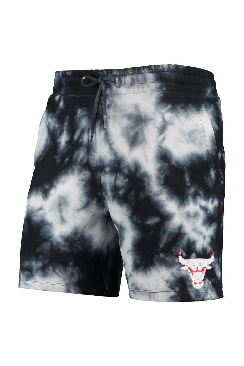 Men's New Era Black Chicago Bulls Fleece Tie-Dye Shorts, Alternate, color, Black