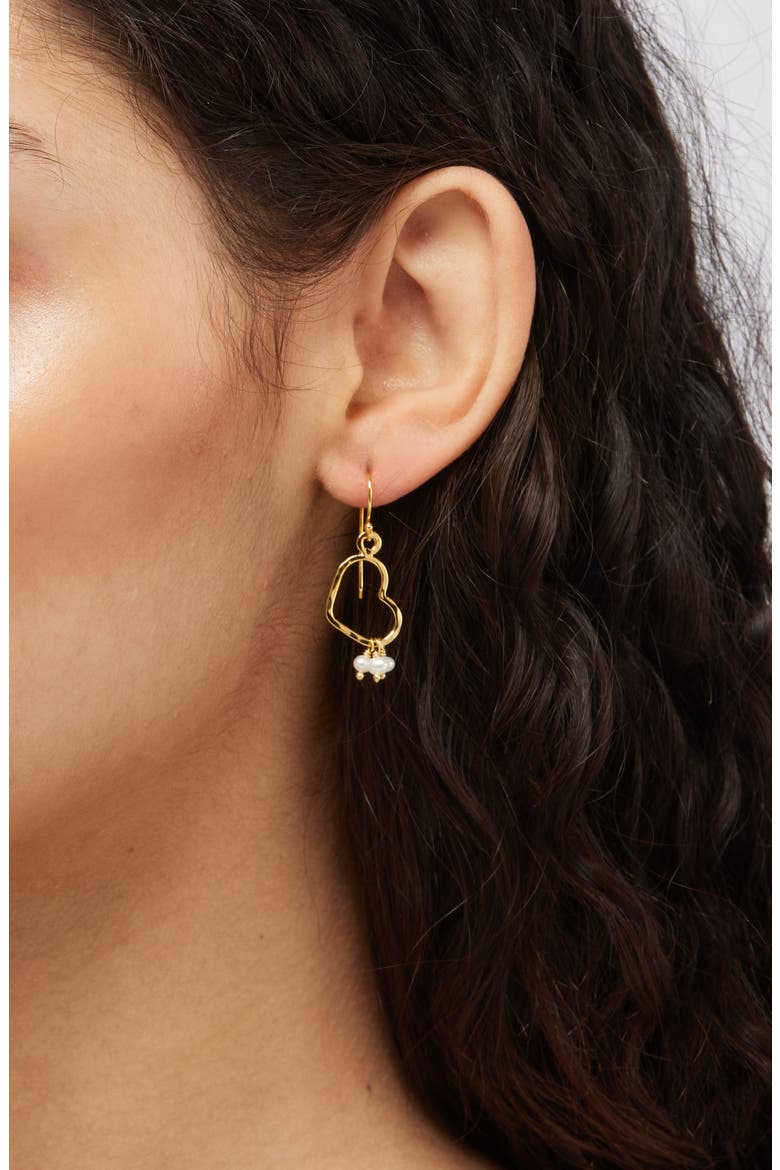 Esther Pearl Heart Drop Earrings, Alternate, color, GOLD