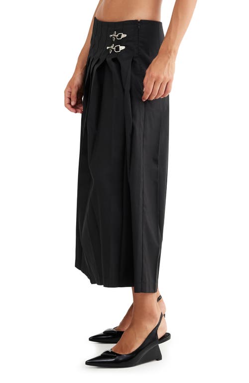 Lioness Fame Pleated Midi Skirt In Onyx