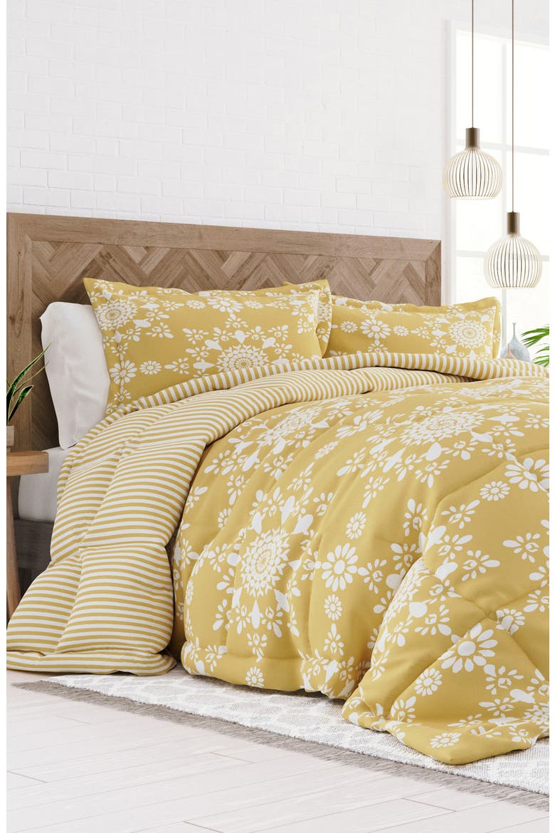 Premium Ultra Soft Daisy Medallion Reversible Down-Alternative Comforter Set, Alternate, color, YELLOW