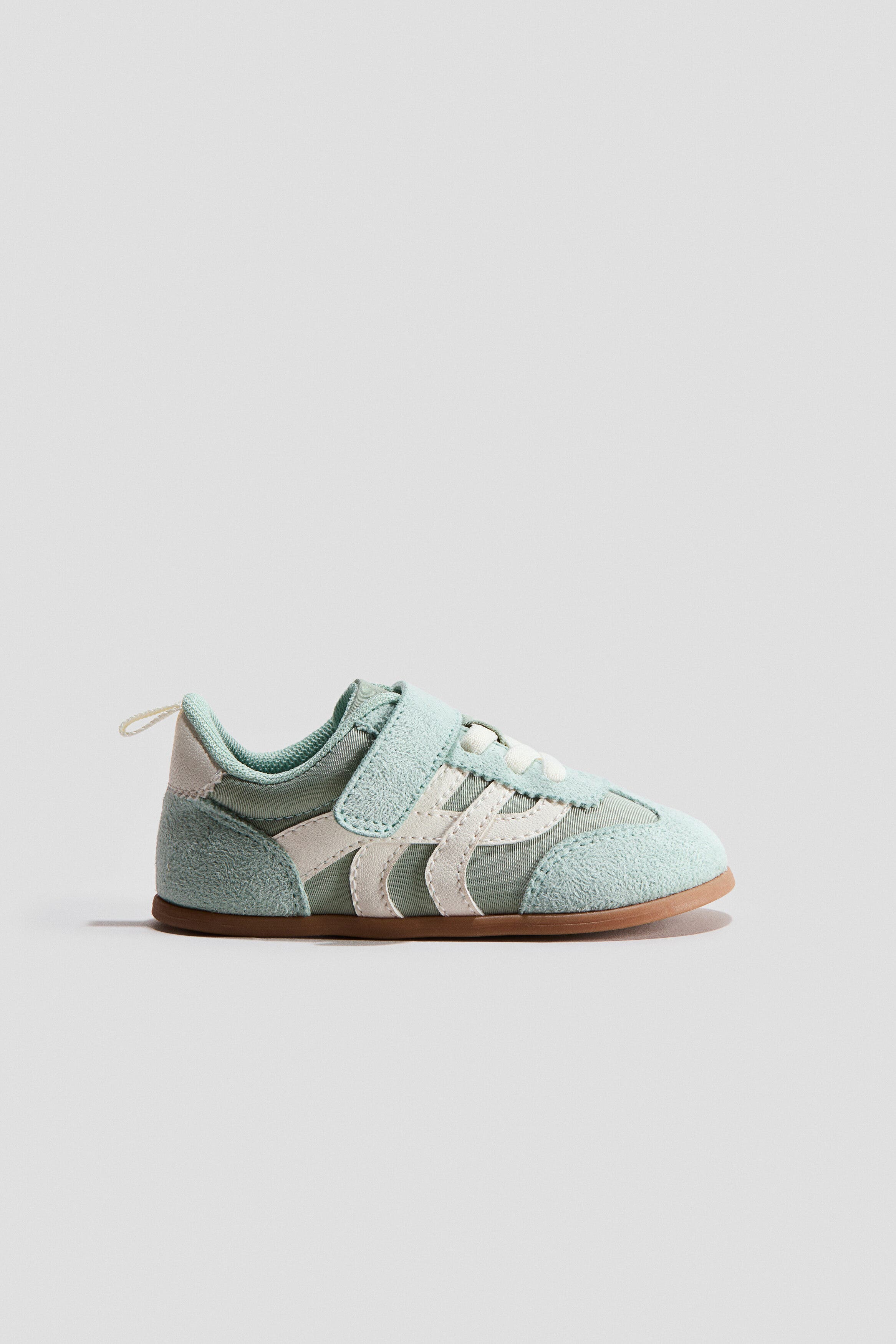 Barefoot Trainers, Main, color, Light turquoise