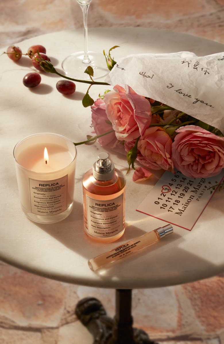 Maison Margiela Replica On a Date Candle, Alternate, color,