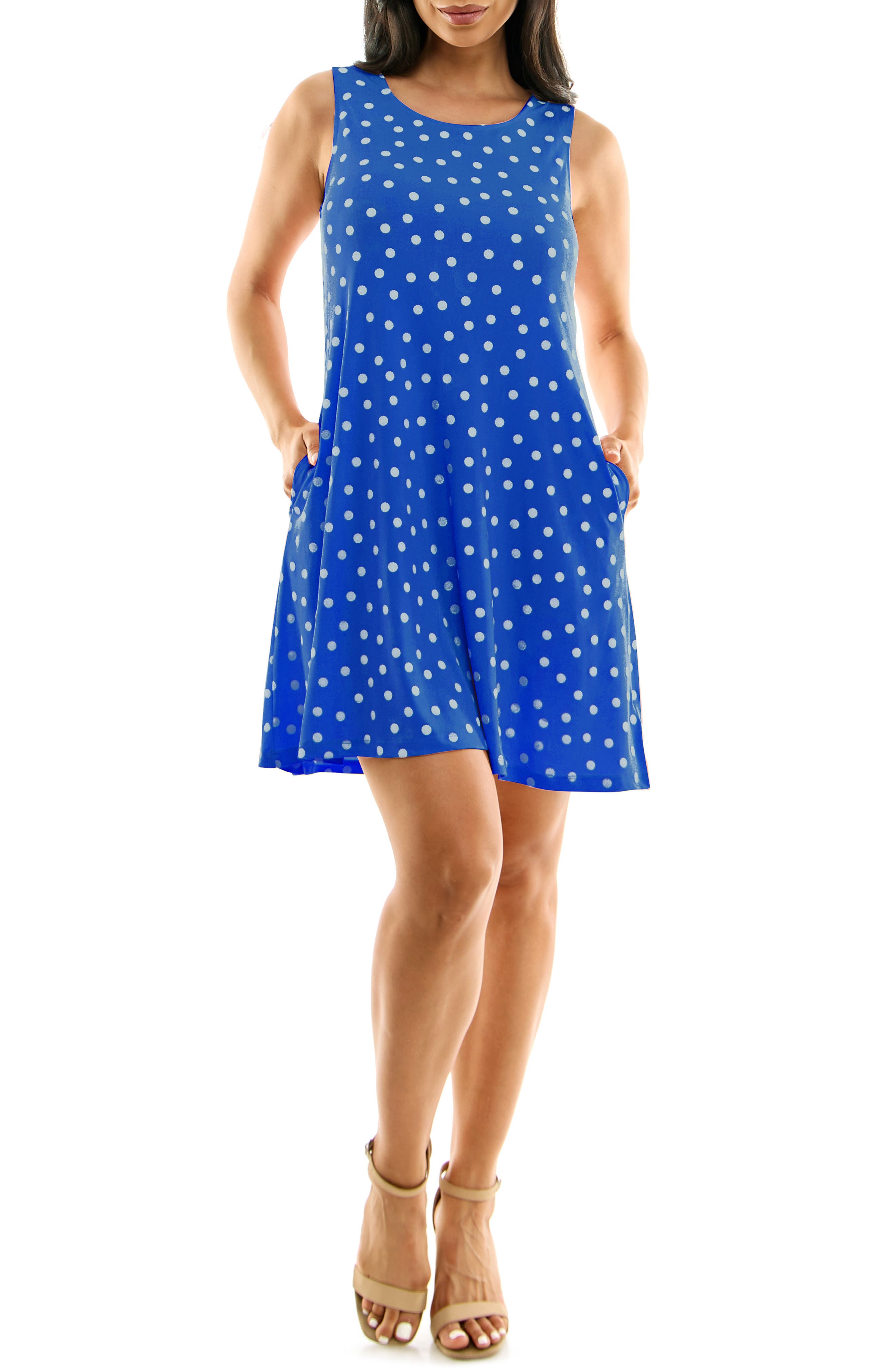 Nina Leonard Scoop Neck Sleeveless Dress