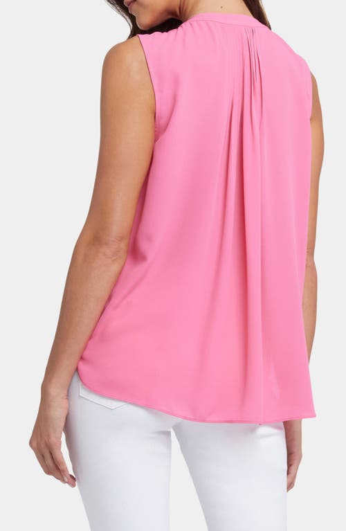 Nydj Print Pleat Back Sleeveless Split Neck Blouse In Pink