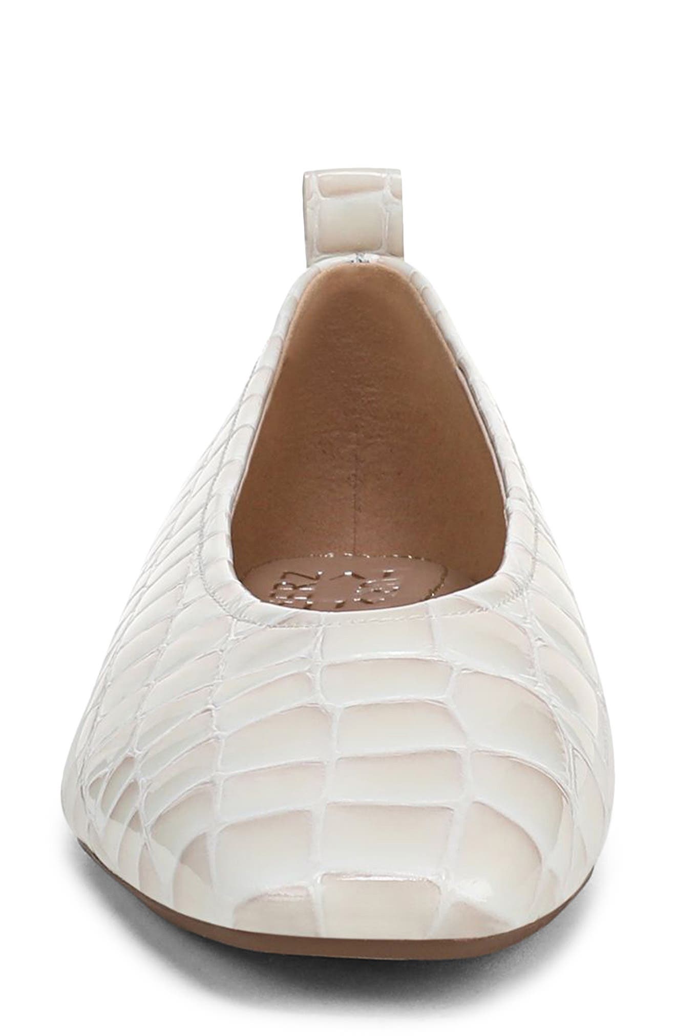 Carla Flat, Alternate, color, WARM WHITE