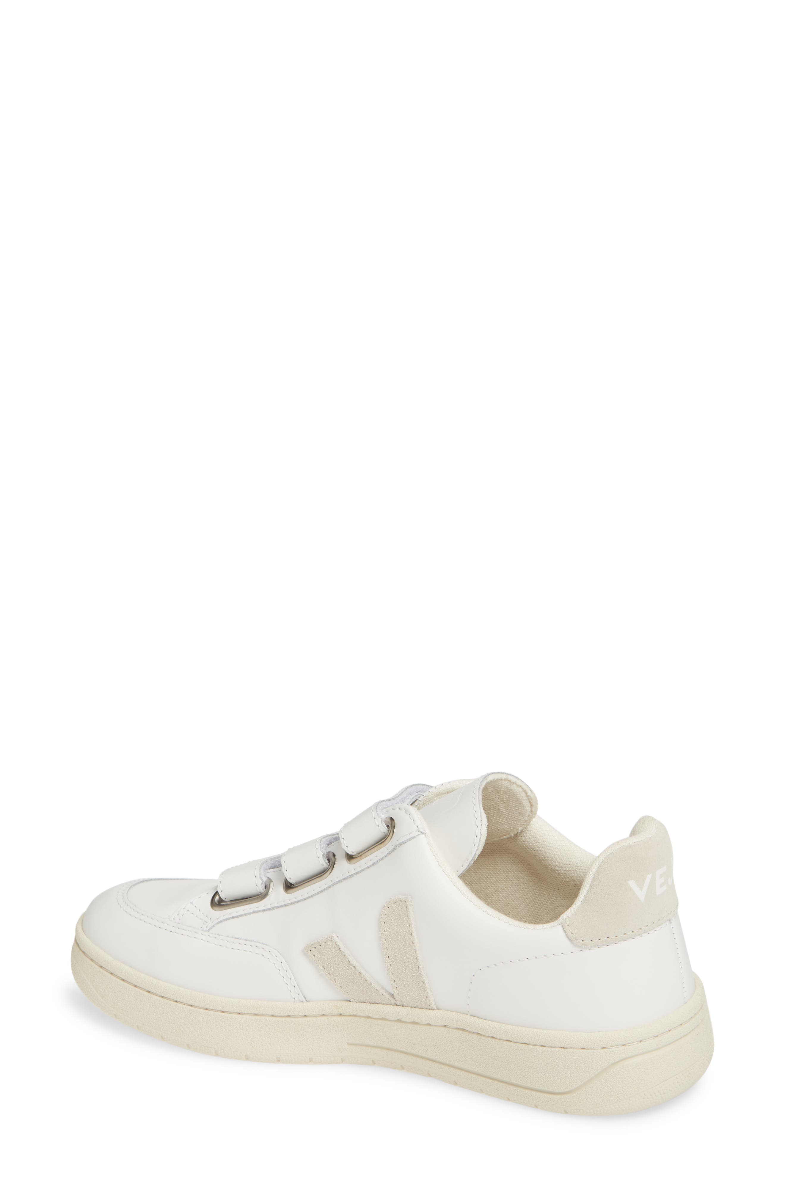 V-Lock Sneaker, Alternate, color, EXTRA WHITE/ NATURAL