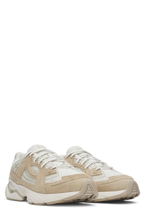 Gender Inclusive UA Sola Sneaker