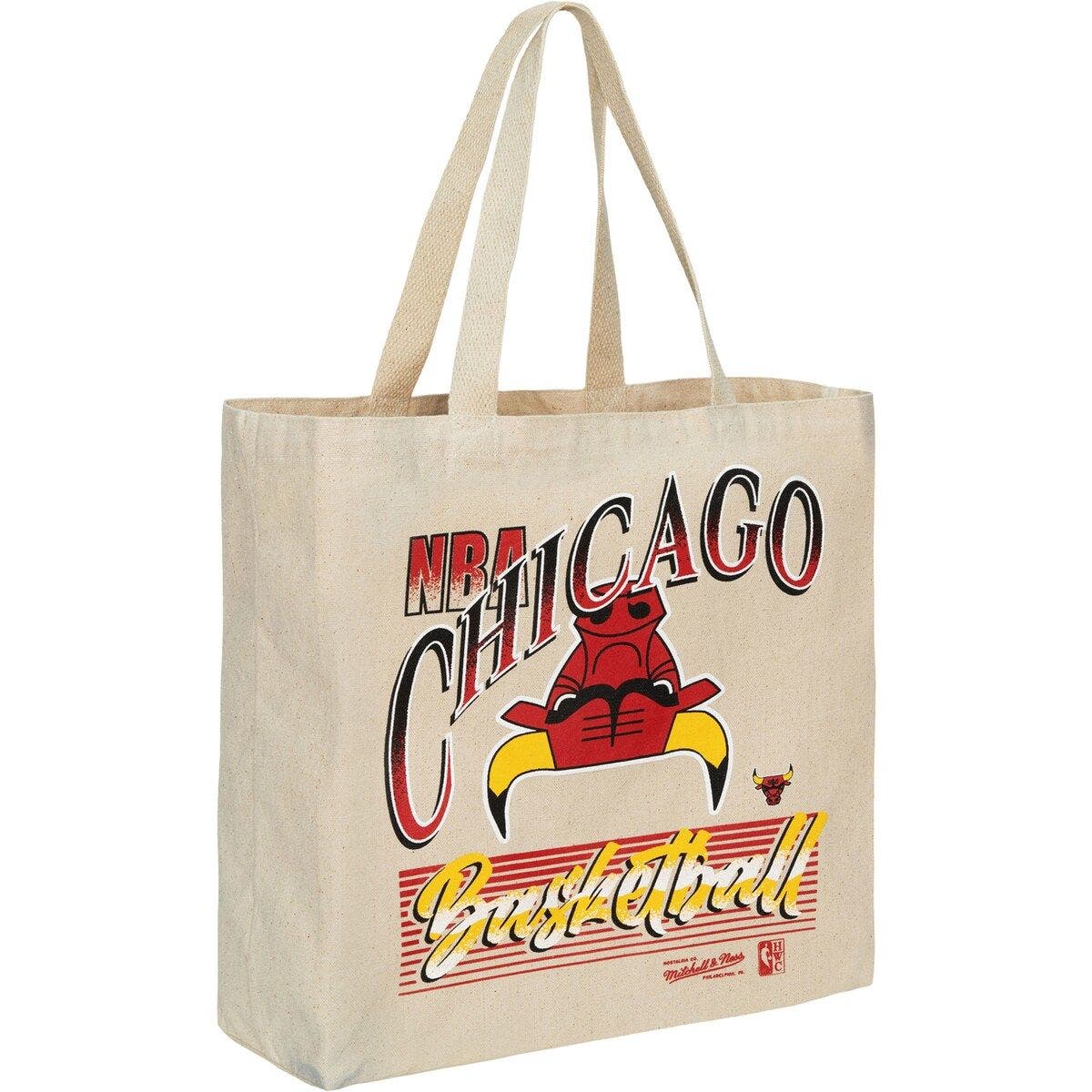 Mitchell & Ness Women's Mitchell & Ness Chicago Bulls Graphic Tote Bag, Main, color, White
