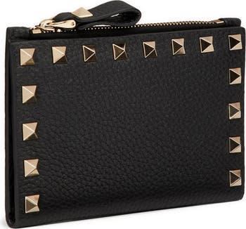 VALENTINOの★ ROCKSTUD コインカードケース★ ジップ付き♪ Rockstud Grainy Calfskin Cardholder With Zipper for Woman in