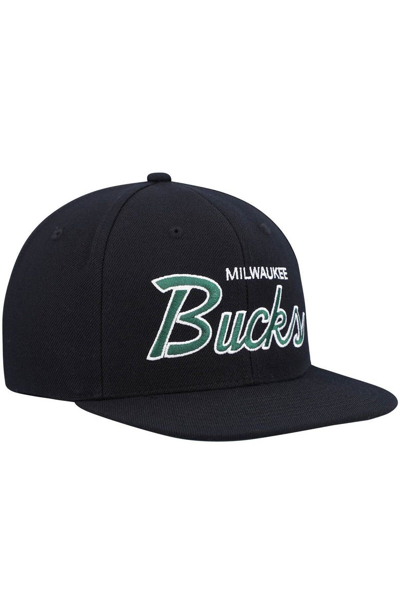 Mitchell & Ness Men's Mitchell & Ness Black Milwaukee Bucks Hardwood Classics Script 2.0 Snapback Hat, Alternate, color, Black