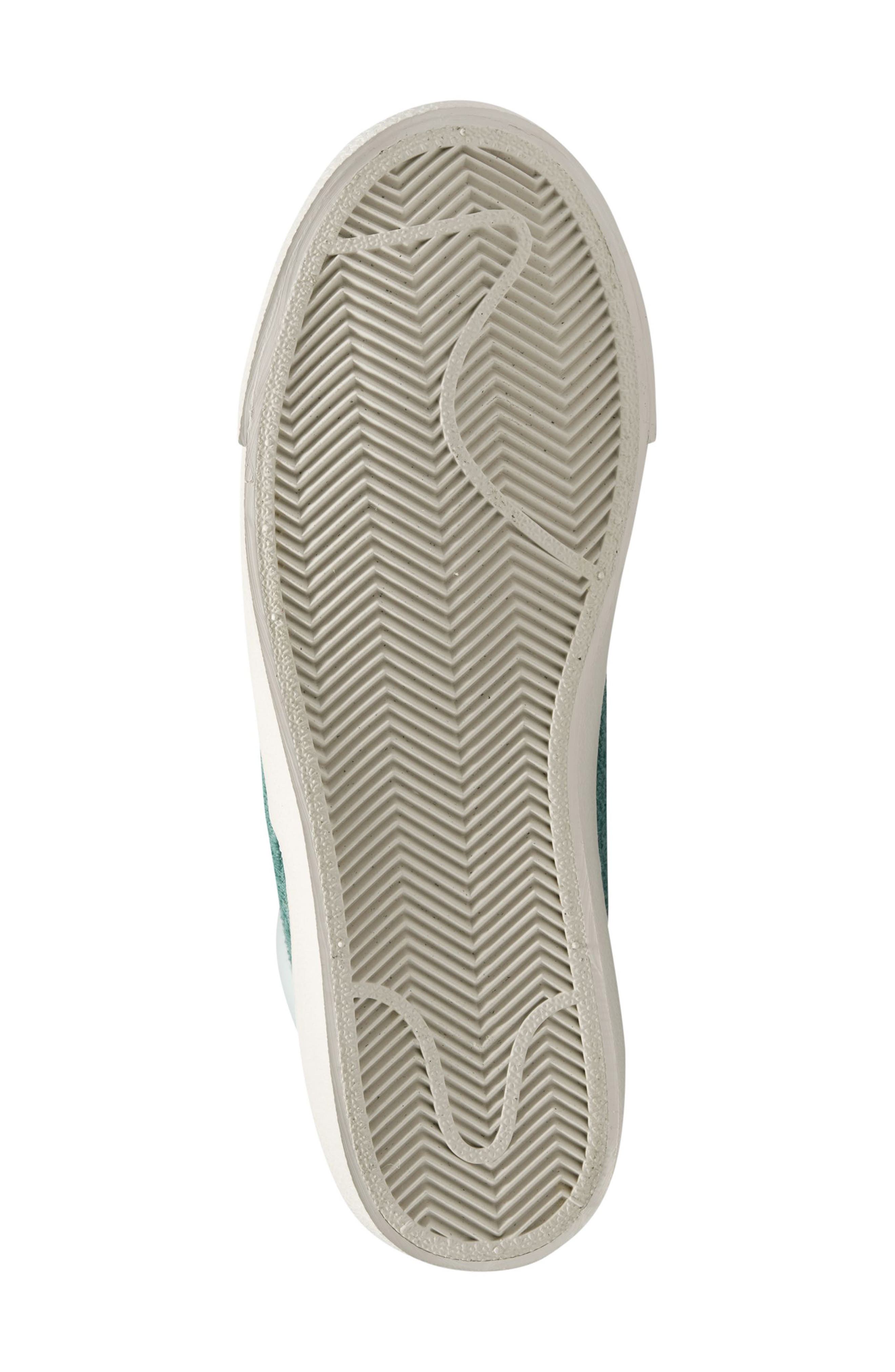 Nike Kids' Blazer Mid '77 SE Sneaker, Alternate, color, 100 Smtwht/Bicstl