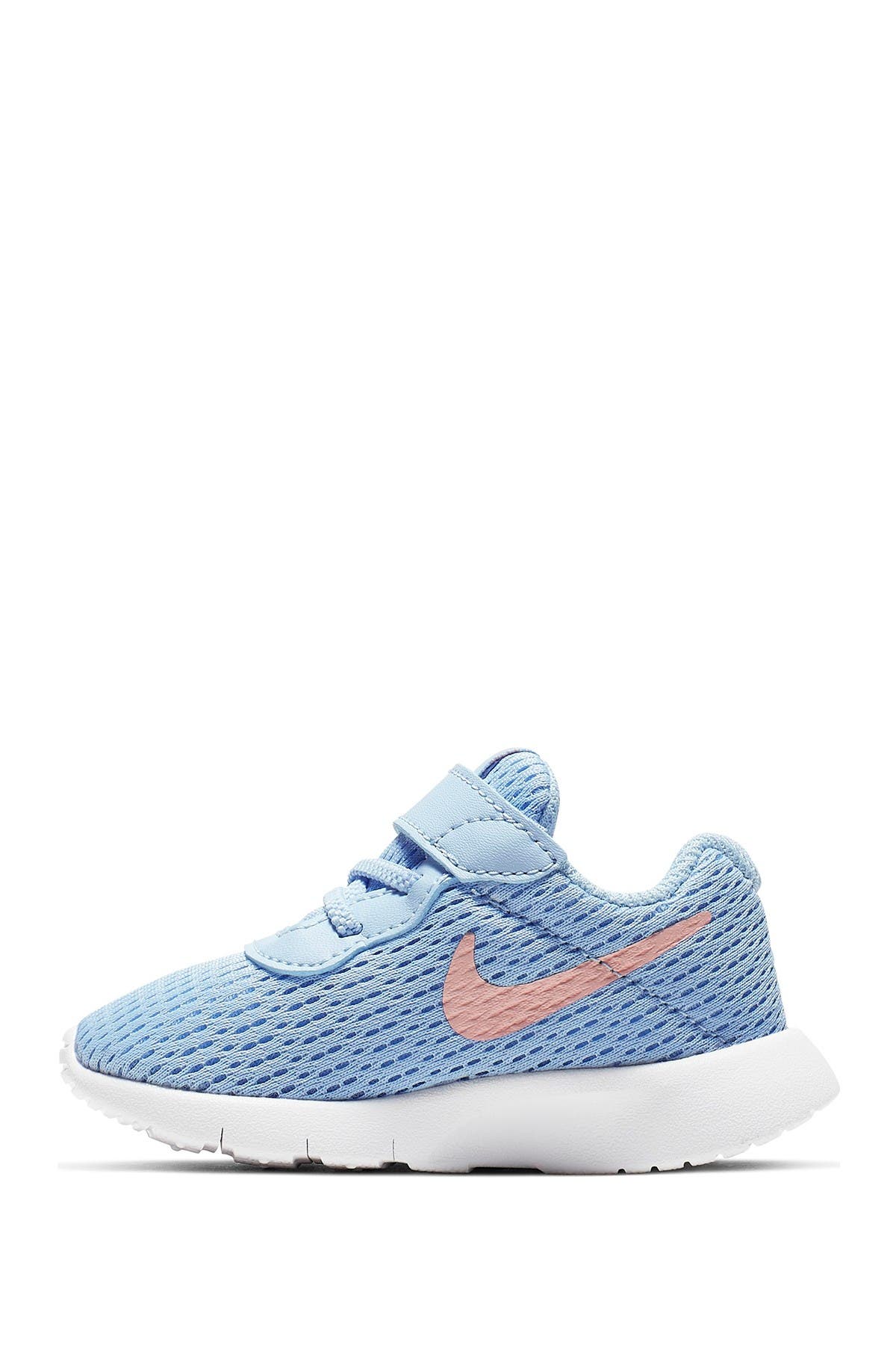 Nike Tanjun Sneaker, Alternate, color, 