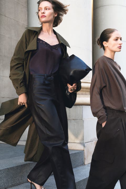 Barrel-leg Coated Trousers