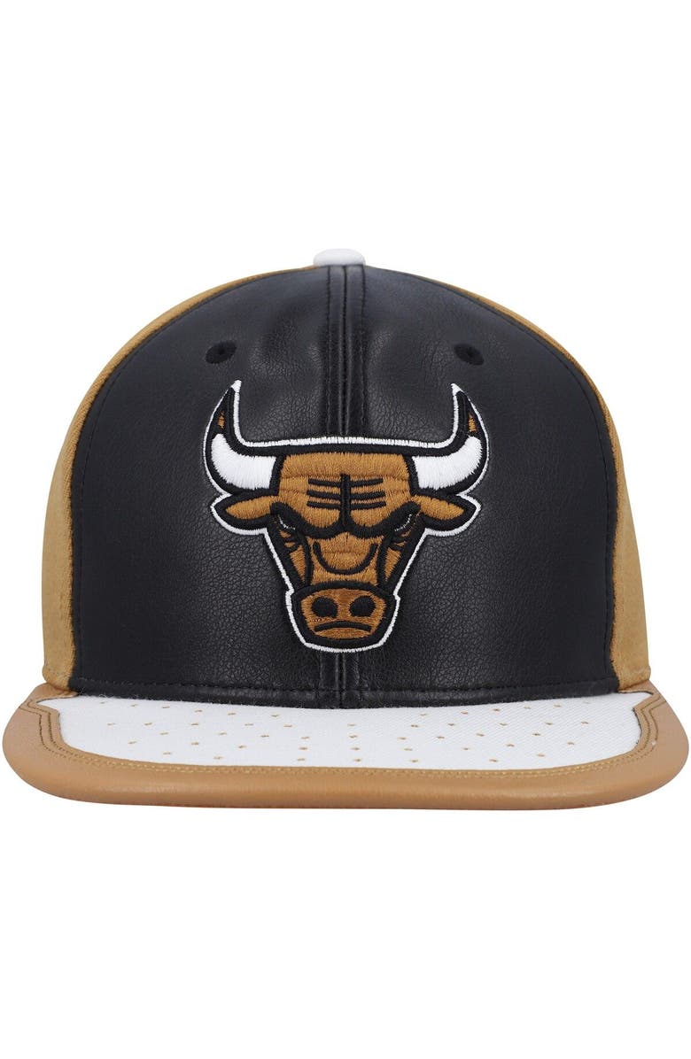 Mitchell & Ness Men's Mitchell & Ness Black/Tan Chicago Bulls Day One Snapback Hat, Alternate, color, 