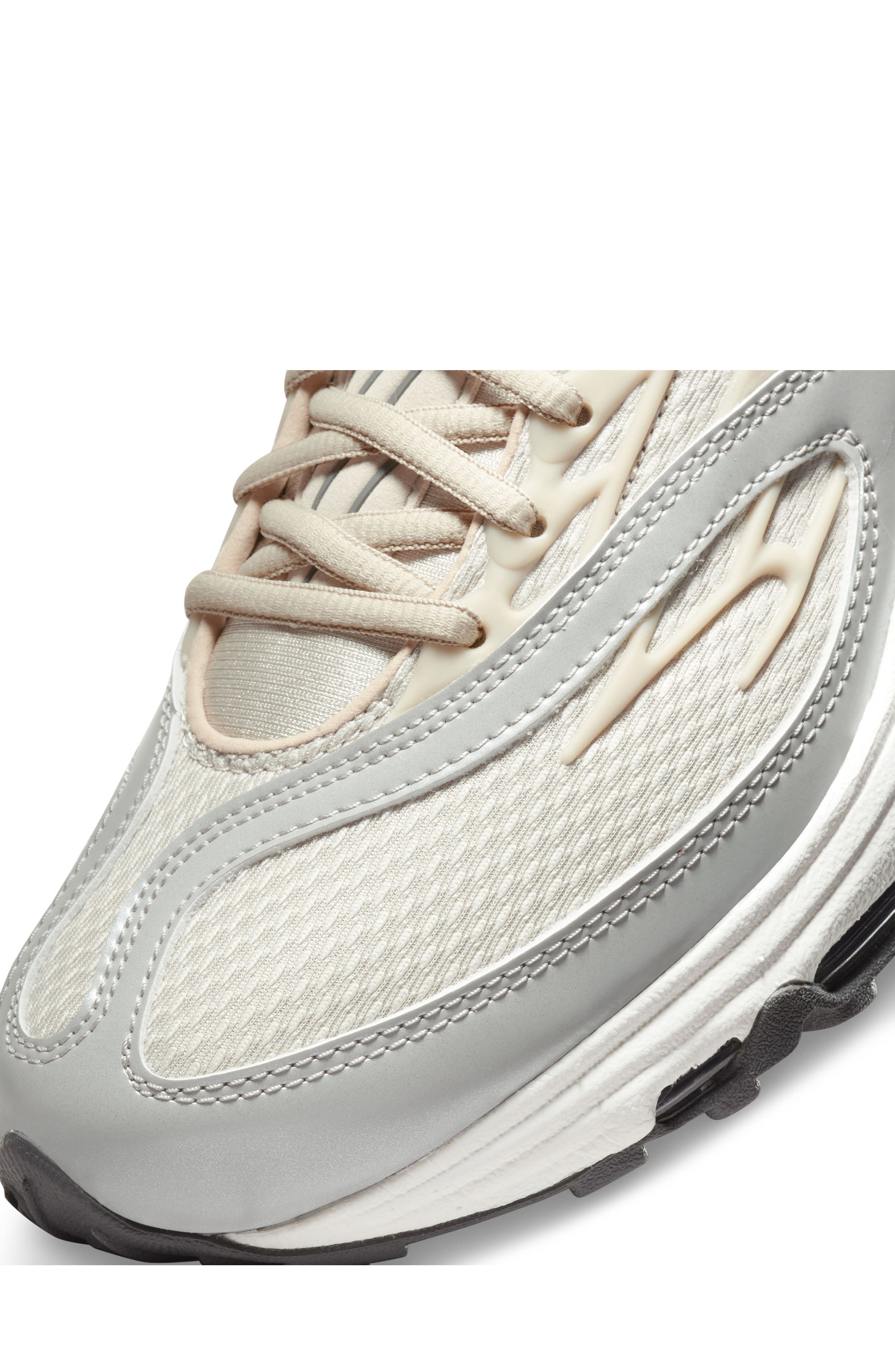 Nike Air Tuned Max Sneaker, Alternate, color, 