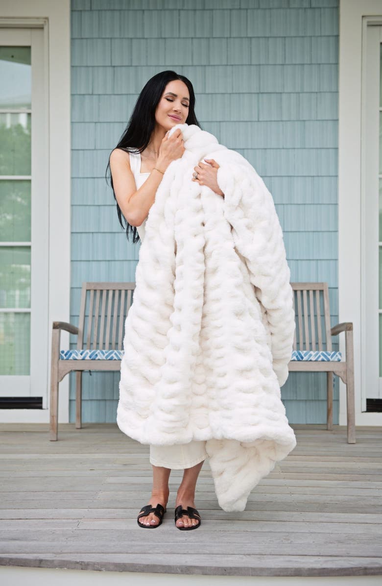 Minky Couture Hugs Cream Blanket, Alternate, color, 